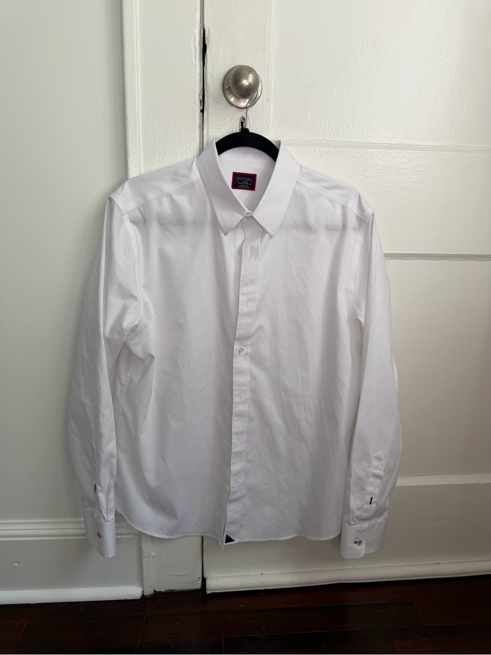 UNTUCKit White Men's Dress Shirt - Classic Point Collar